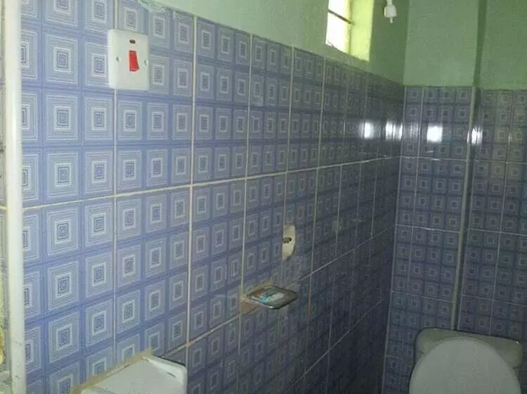 پانسیون Millennium Guest House