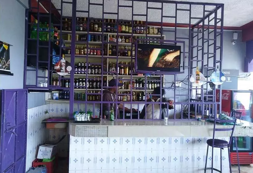 پانسیون Millennium Guest House