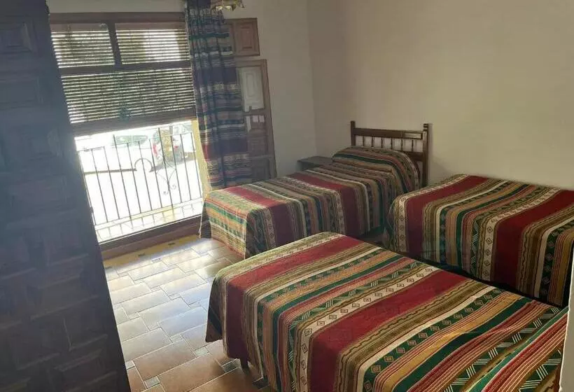 Hostal Rural Poqueira