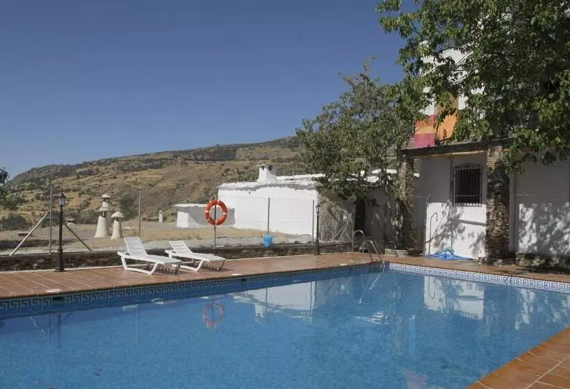 Hostal Rural Poqueira