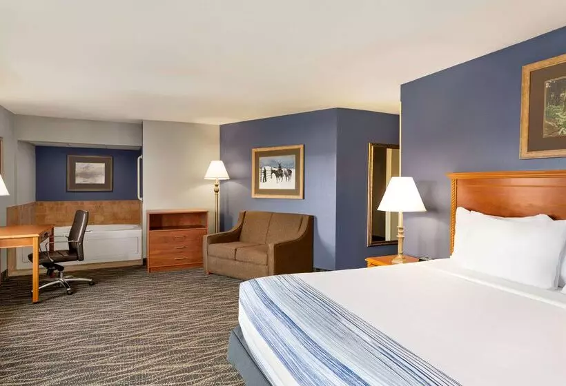 ホテル Americinn By Wyndham Laramie Near University Of Wyoming