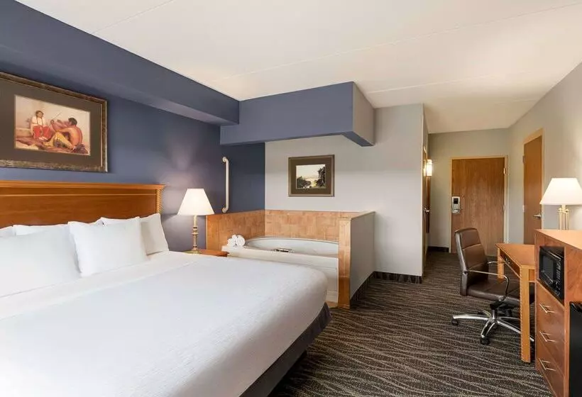 ホテル Americinn By Wyndham Laramie Near University Of Wyoming