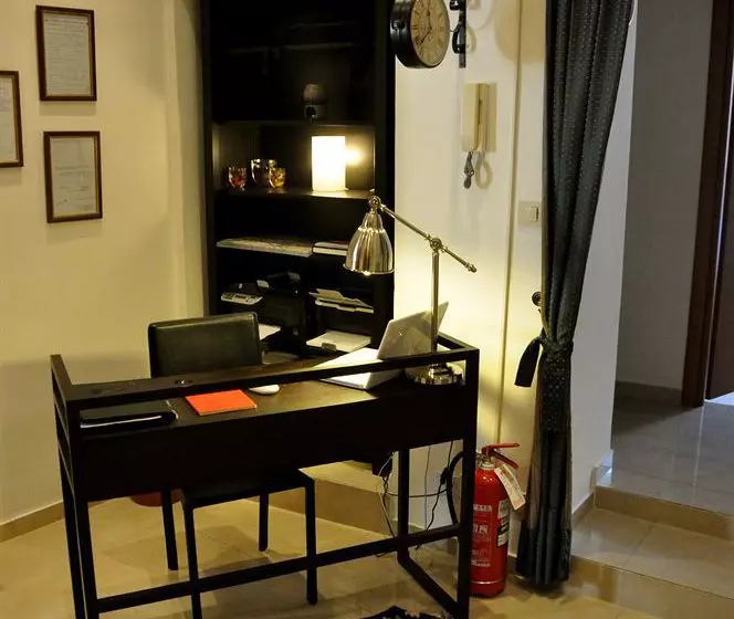 هتل Babuino 127 Rooms
