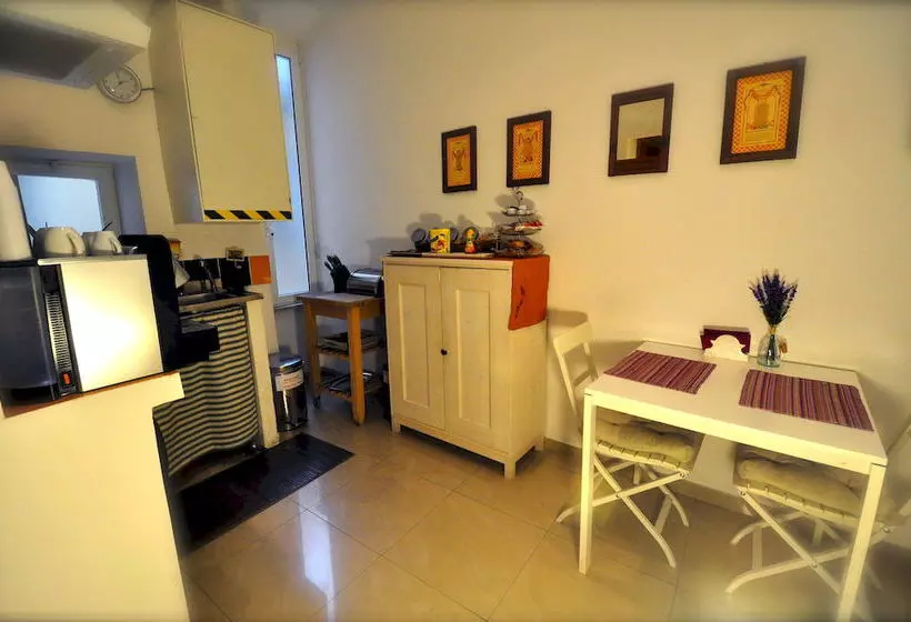 هتل Babuino 127 Rooms