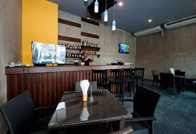 Hotelli Tuana Blue Sky Patong