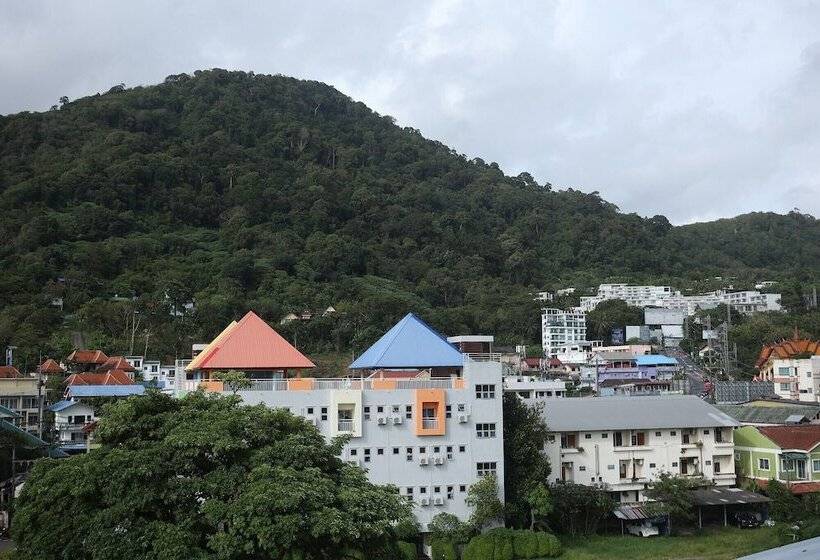 ホテル New Forest Patong