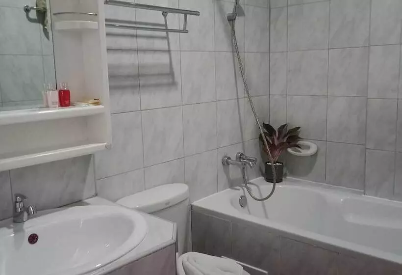 ホテル New Forest Patong