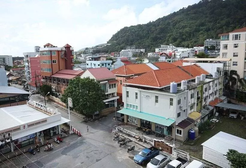 ホテル New Forest Patong