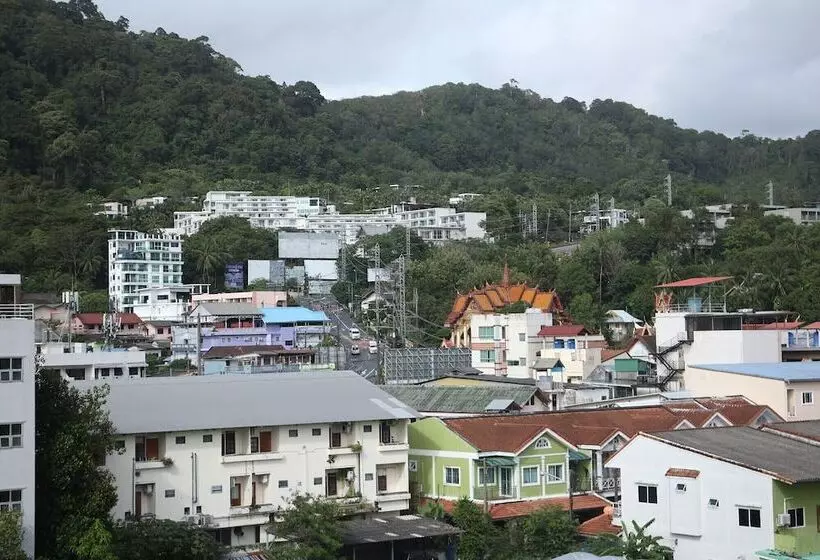 ホテル New Forest Patong