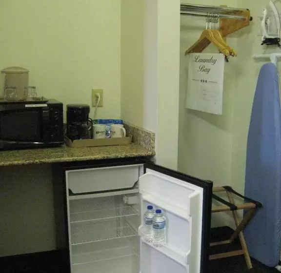 호텔 Horizon Inn & Suites