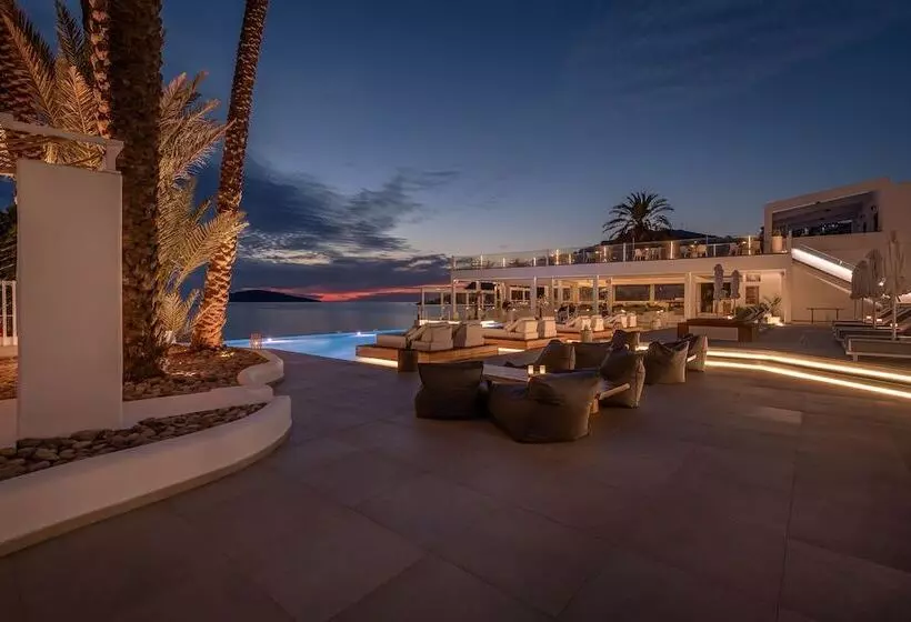 ホテル Kantouni Beach Boutique