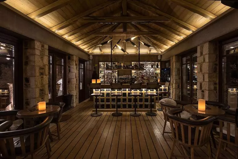 Отель Kentrikon