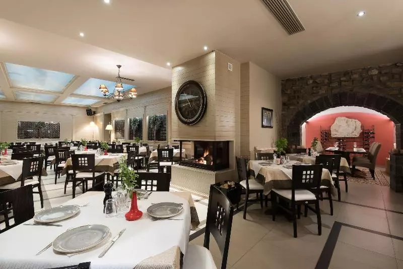 Отель Kentrikon