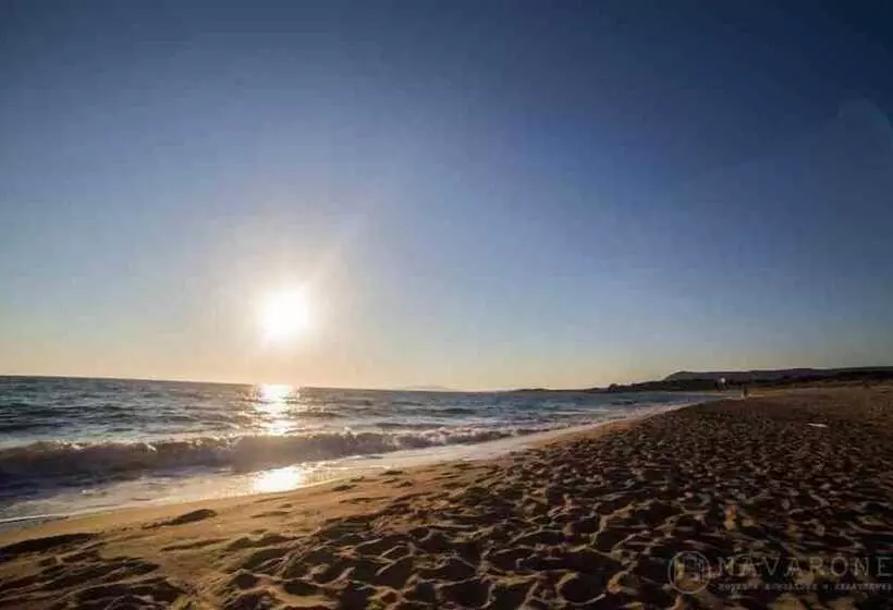 בית מלון כפרי Navarone