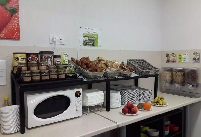 호텔 Resid Artel Cadarache Iter