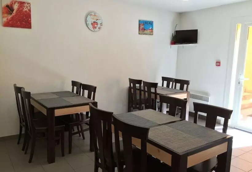 호텔 Resid Artel Cadarache Iter