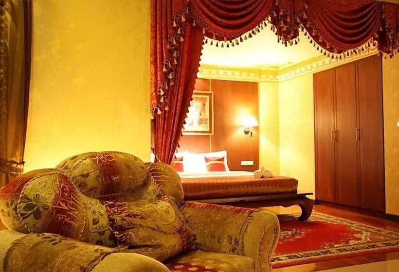 Hotel Rita Resort And Residence