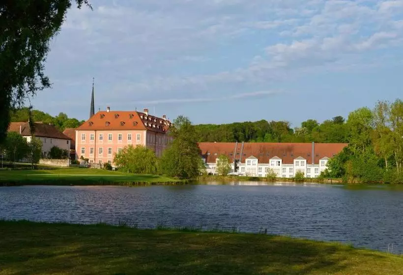 בית מלון כפרי Golf Schloss Reichmannsdorf