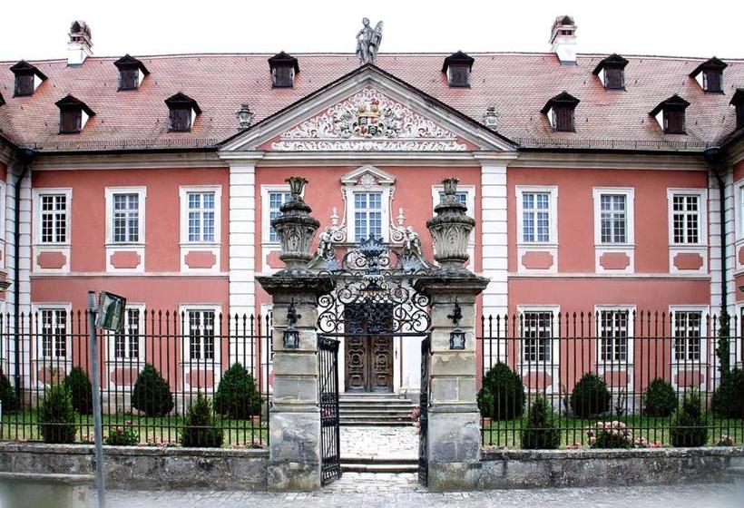 Отель Golf Schloss Reichmannsdorf