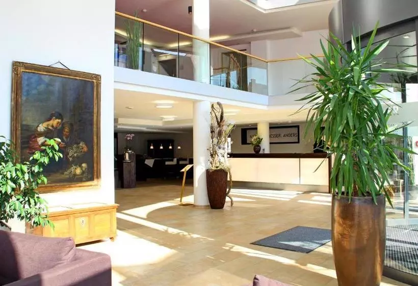 בית מלון כפרי Golf Schloss Reichmannsdorf