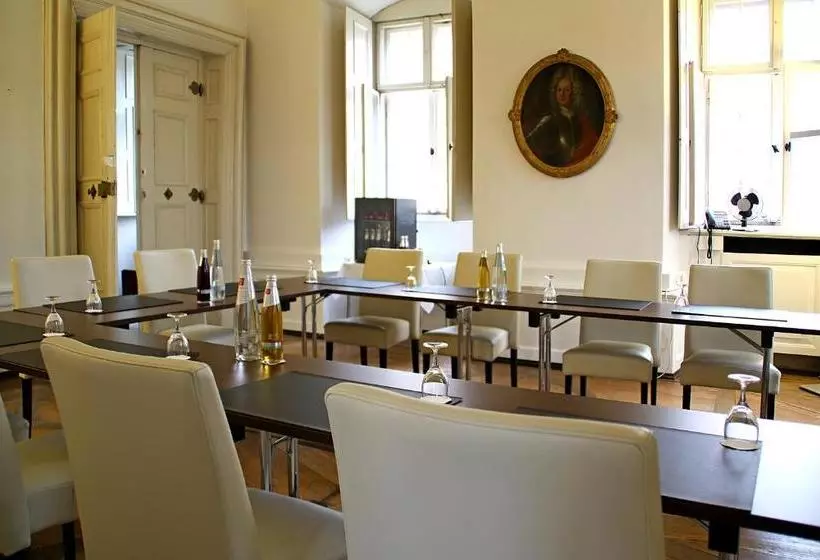 בית מלון כפרי Golf Schloss Reichmannsdorf