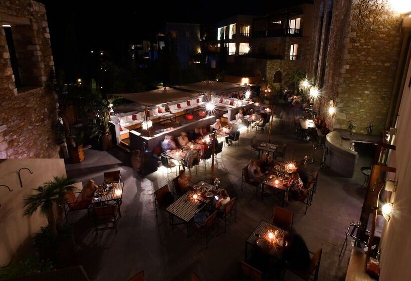 ホテル The Romanos, A Luxury Collection Resort, Costa Navarino