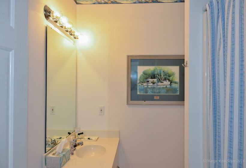 ホテル The Sunset Inn