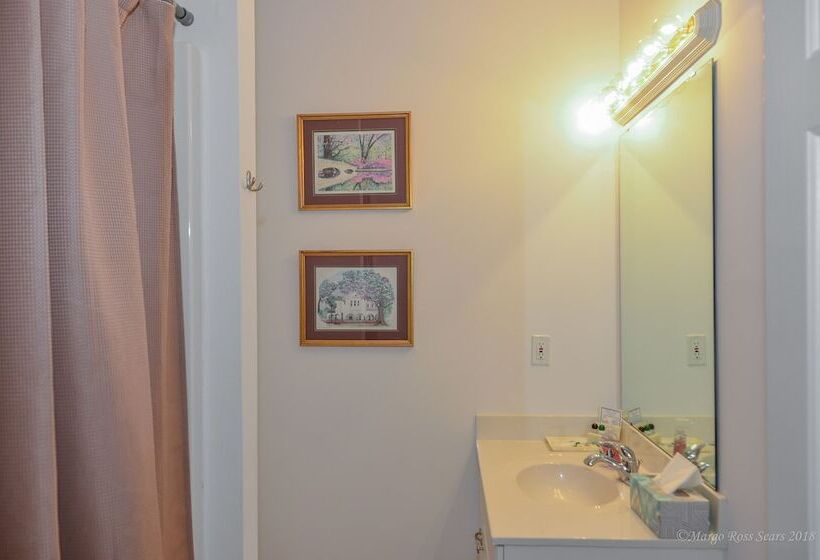 ホテル The Sunset Inn