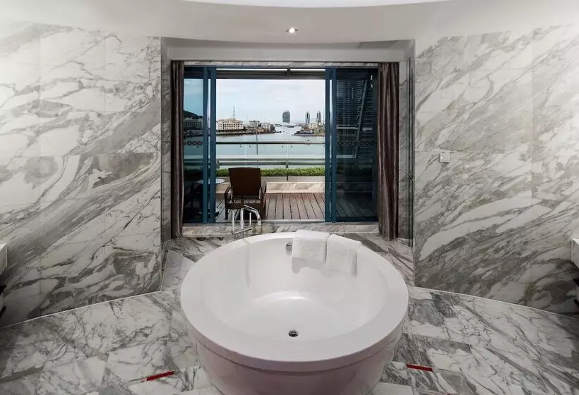 هتل Sanya Visun Royal Yacht