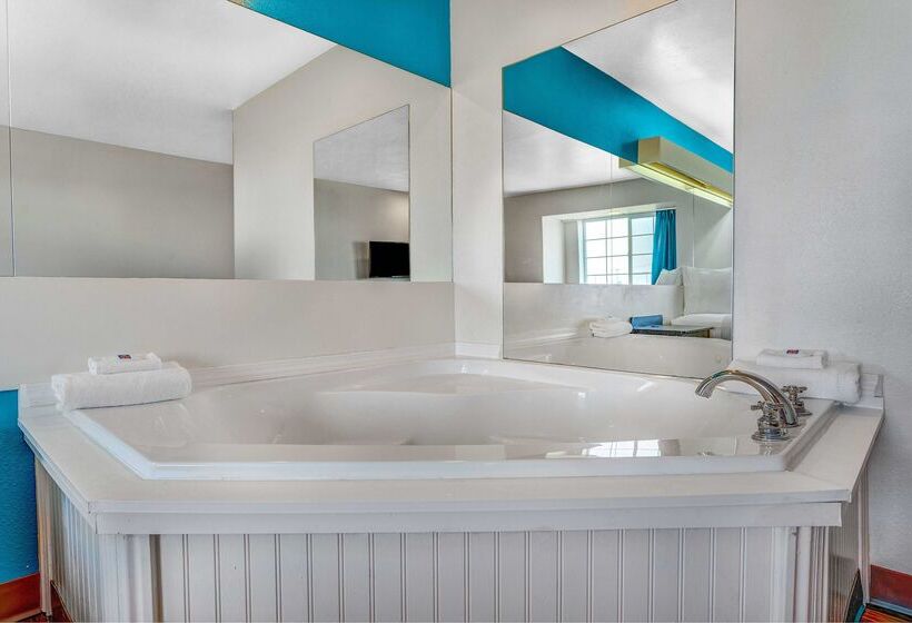 Motel 6idaho Falls, Id  Snake River