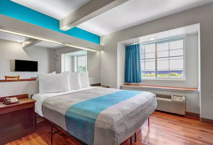 Motel 6idaho Falls, Id Snake River