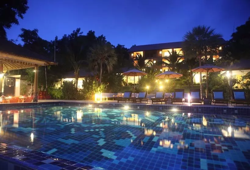 Resort Palm Coco Mantra