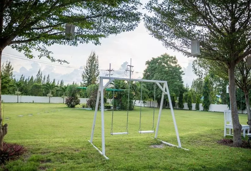 Tai Pan Resort And Condominium