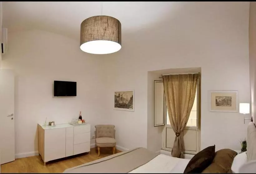 Aurora 31   Suite & Breakfast