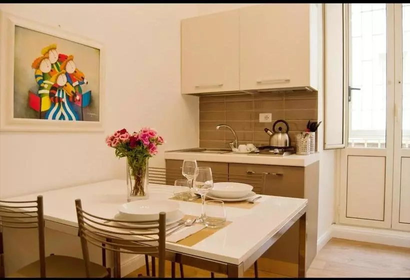 Aurora 31   Suite & Breakfast