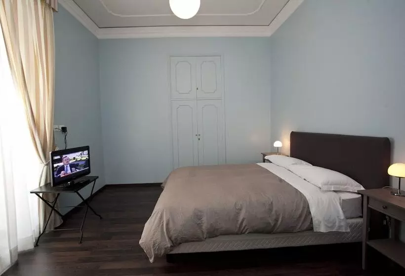 B&b Santi Quattro Al Colosseo