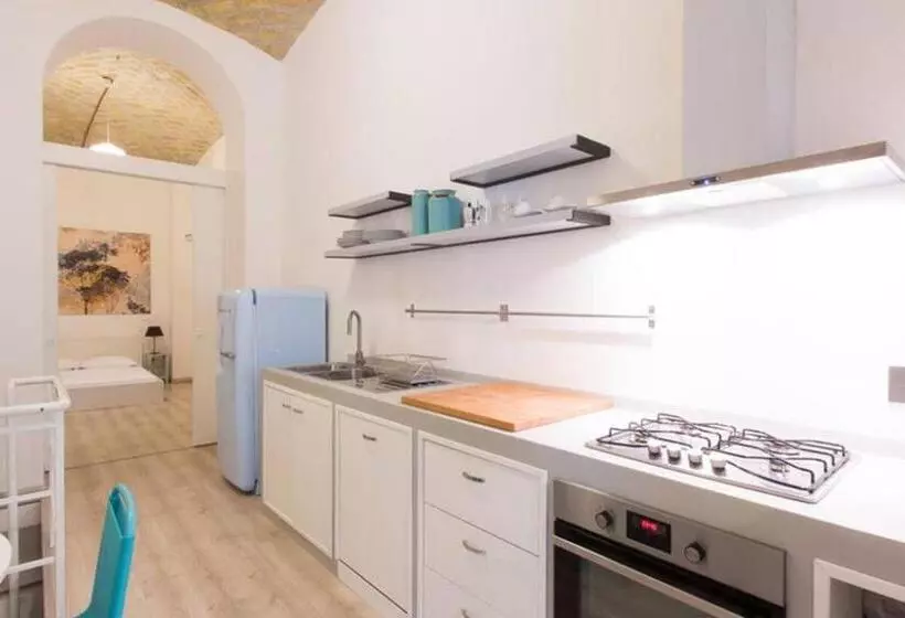 B&b Santi Quattro Al Colosseo
