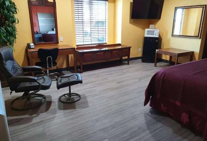 Chaparral Motel Hallettsville