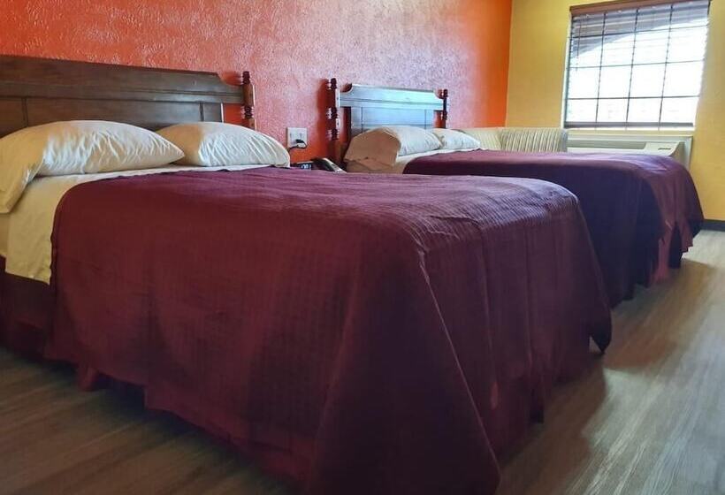 Chaparral Motel Hallettsville