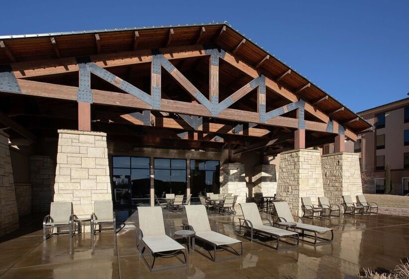 Hampton Inn & Suites I35/mulvane