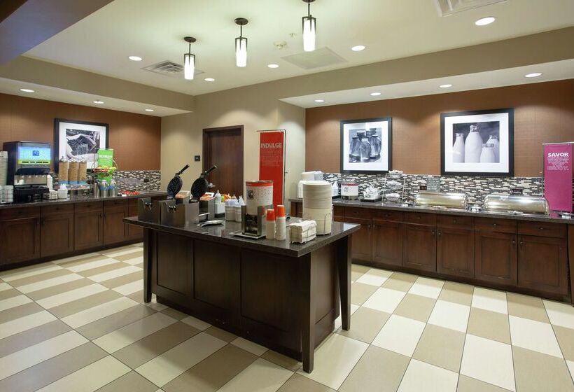 Hampton Inn & Suites I35/mulvane