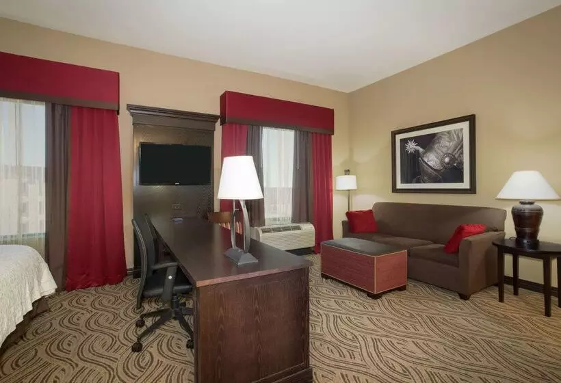 Hampton Inn & Suites I35/mulvane