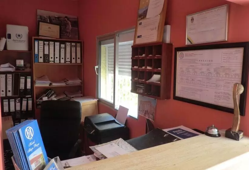 Hostal Alhaja Playa