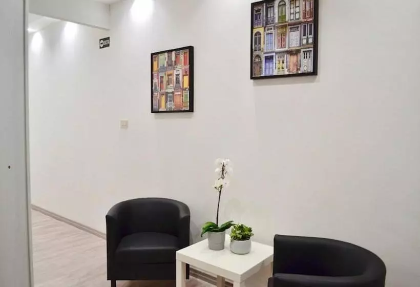 مسافرخانه Gregorios San Pietro Guesthouse