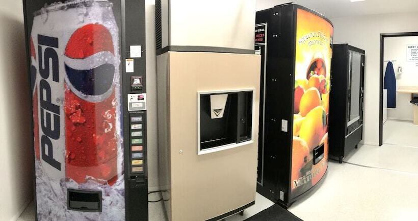 Отель Rocker Inn