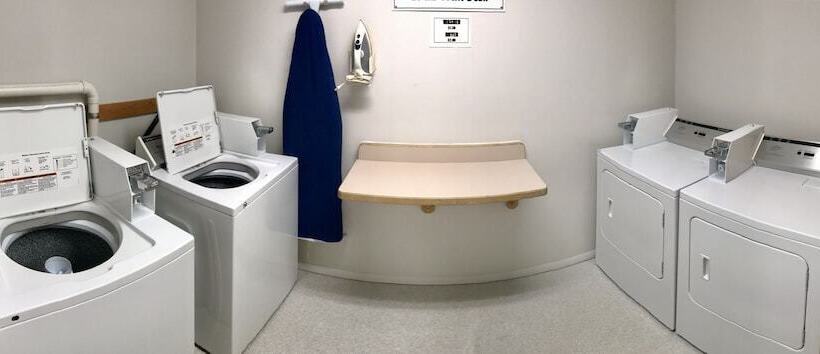 Отель Rocker Inn