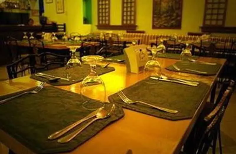 Отель Cebu Business