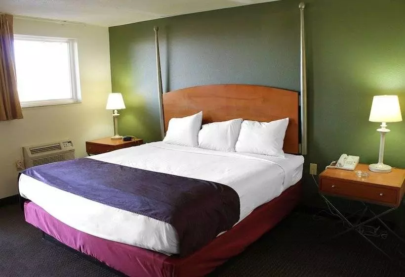 בית מלון כפרי Charleston Eagle Inn