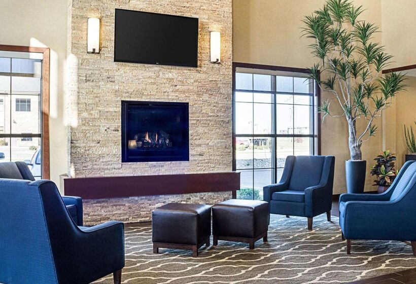 בית מלון כפרי Comfort Suites Medical Center