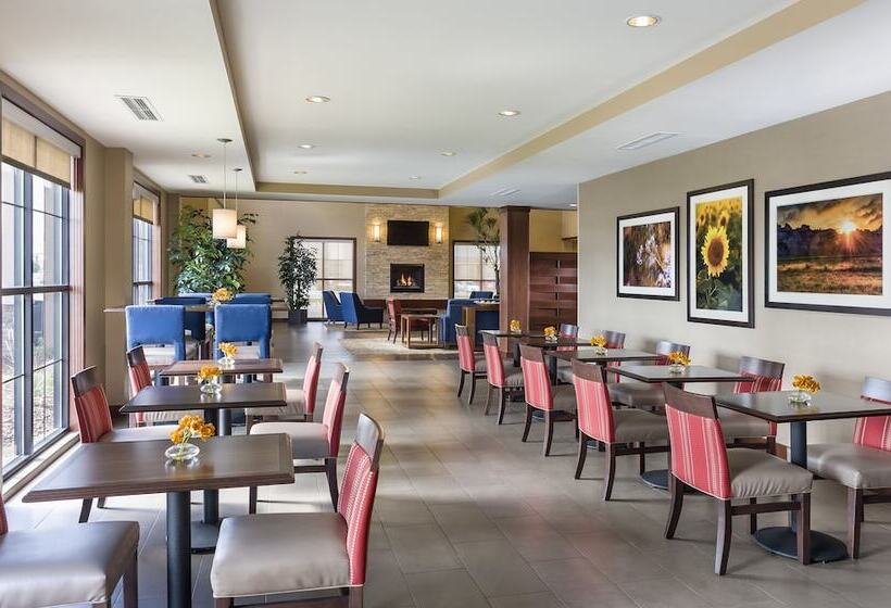 בית מלון כפרי Comfort Suites Medical Center